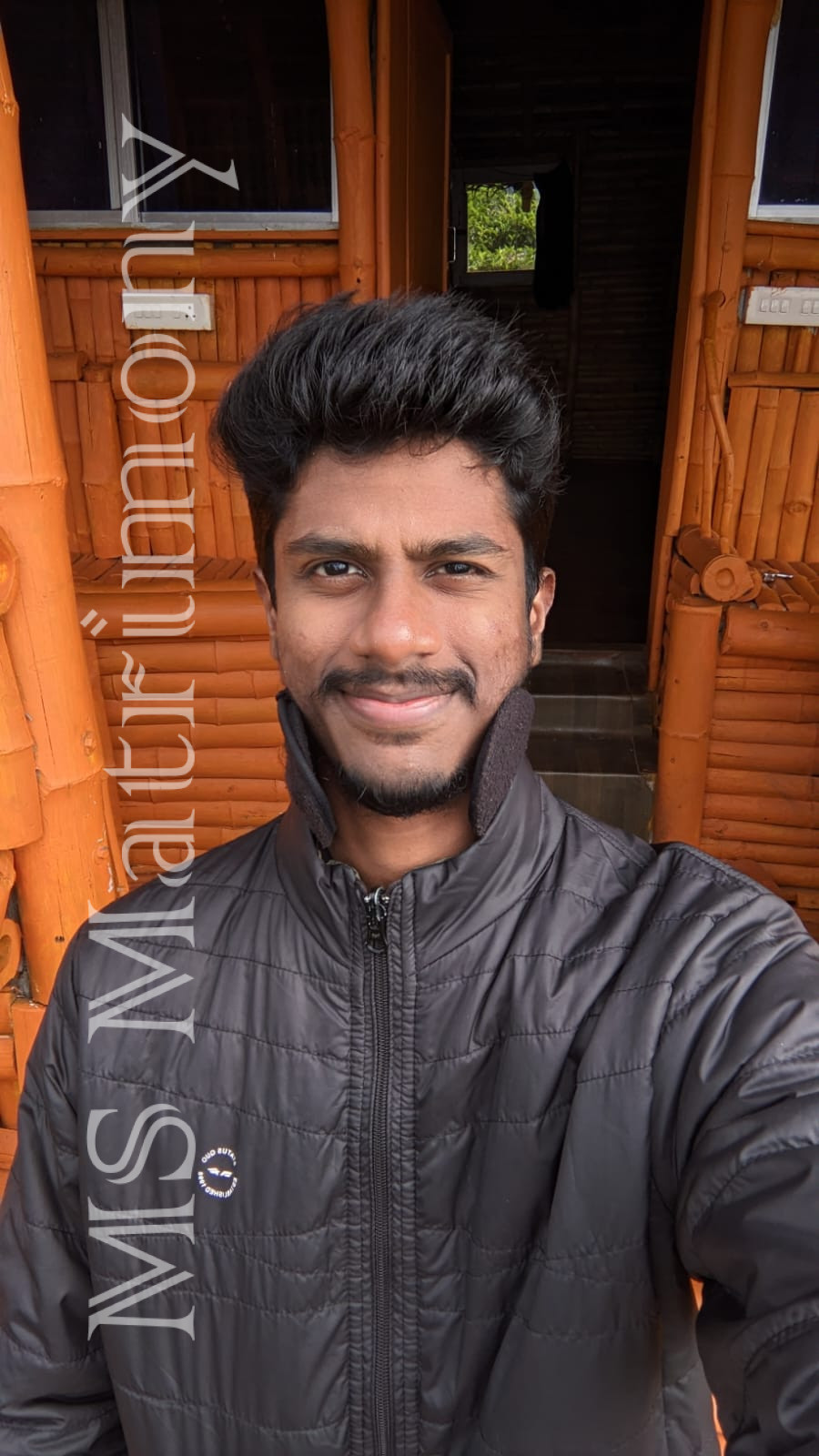 member-img